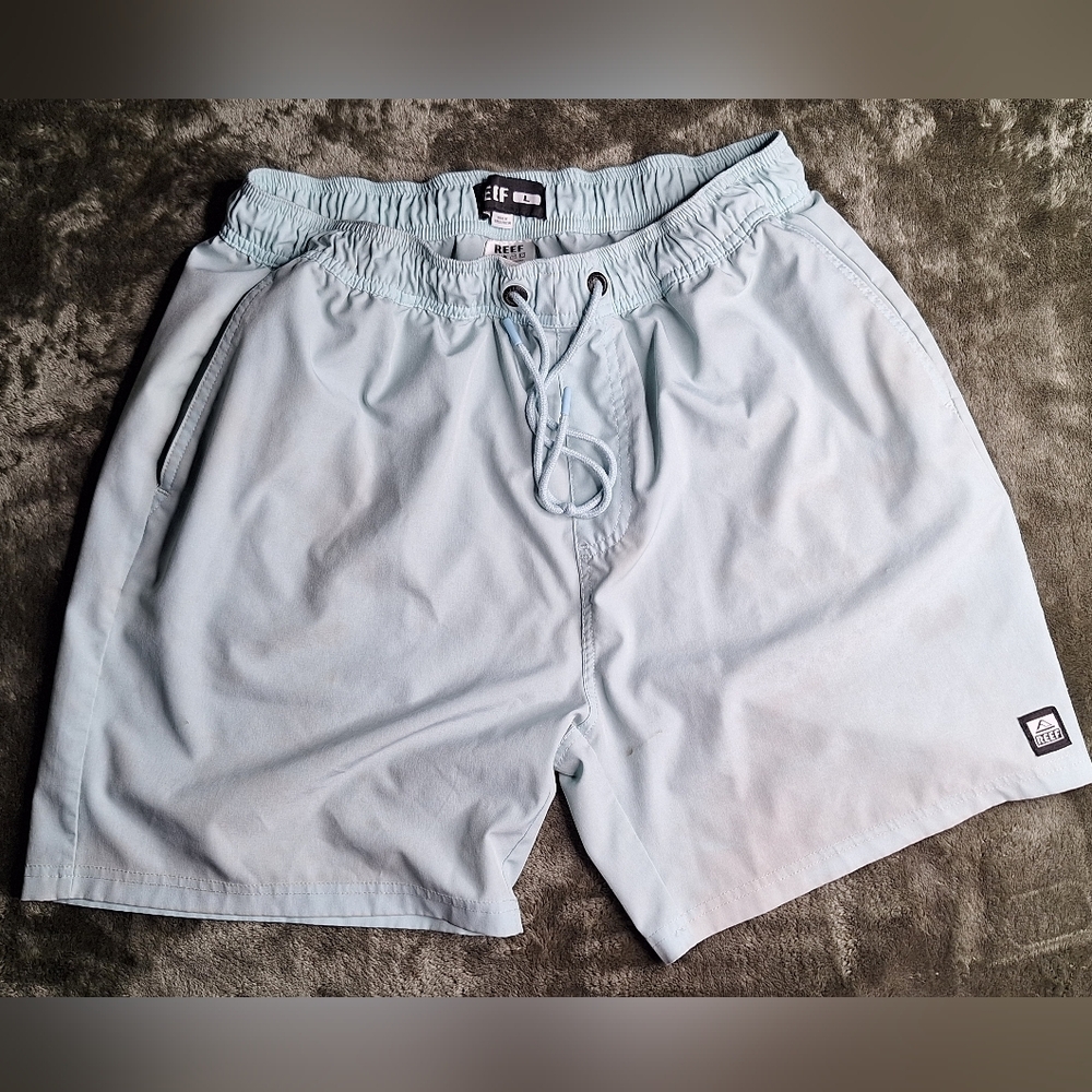 Used REEF‎ Size L light Blue Shorts